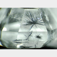 hollandite inclusions