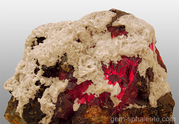 Dolomite over sphalerite crystals